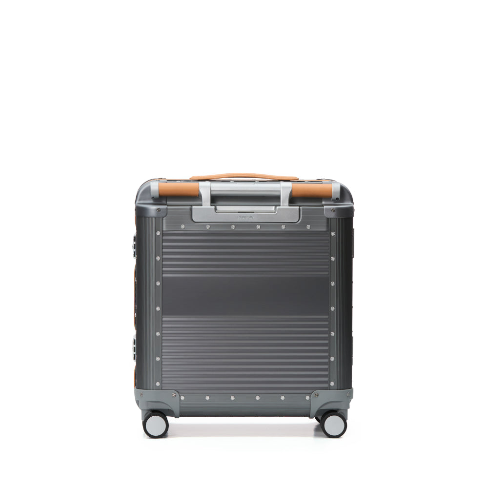 ALUMINIUM ep.2 40L / 20"